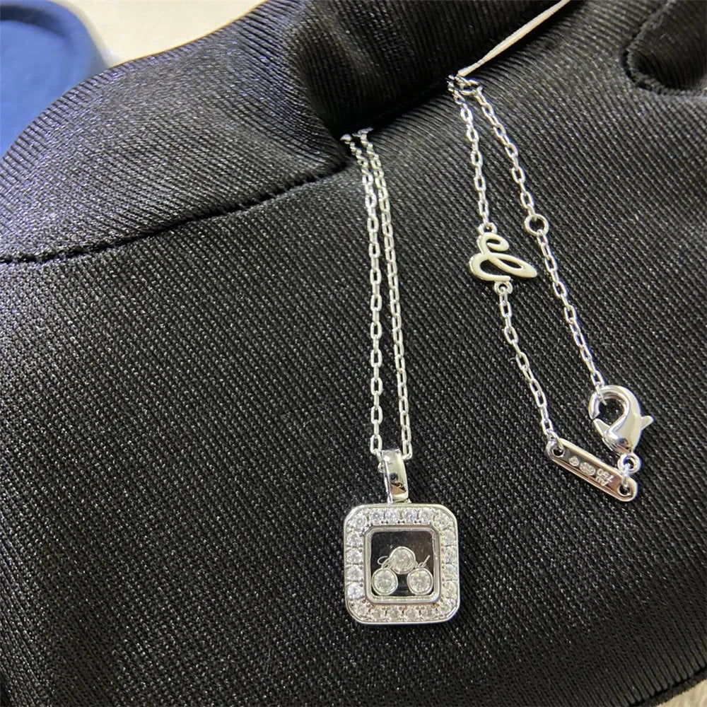Éclat Carré – Collier Élégance Cristal