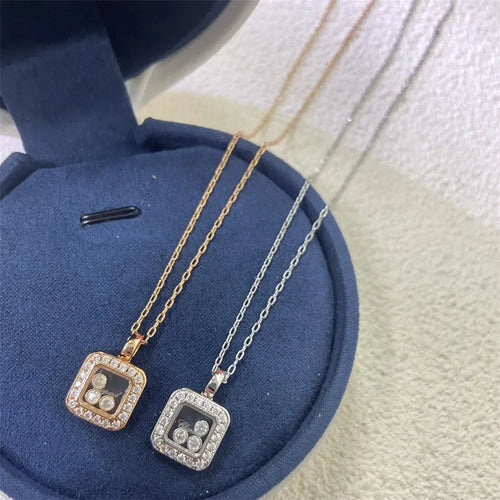 Éclat Carré – Collier Élégance Cristal
